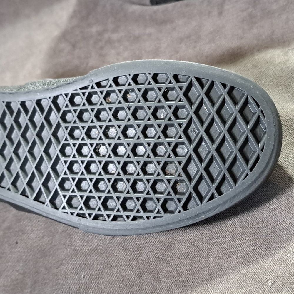 Vans Slip On Mono Black Smooth Leather Classic Sneakers VG- US 5.5 - Picture 9 of 16